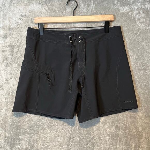 Patagonia Meridian Board Shorts Women’s‎ Size 8 Black